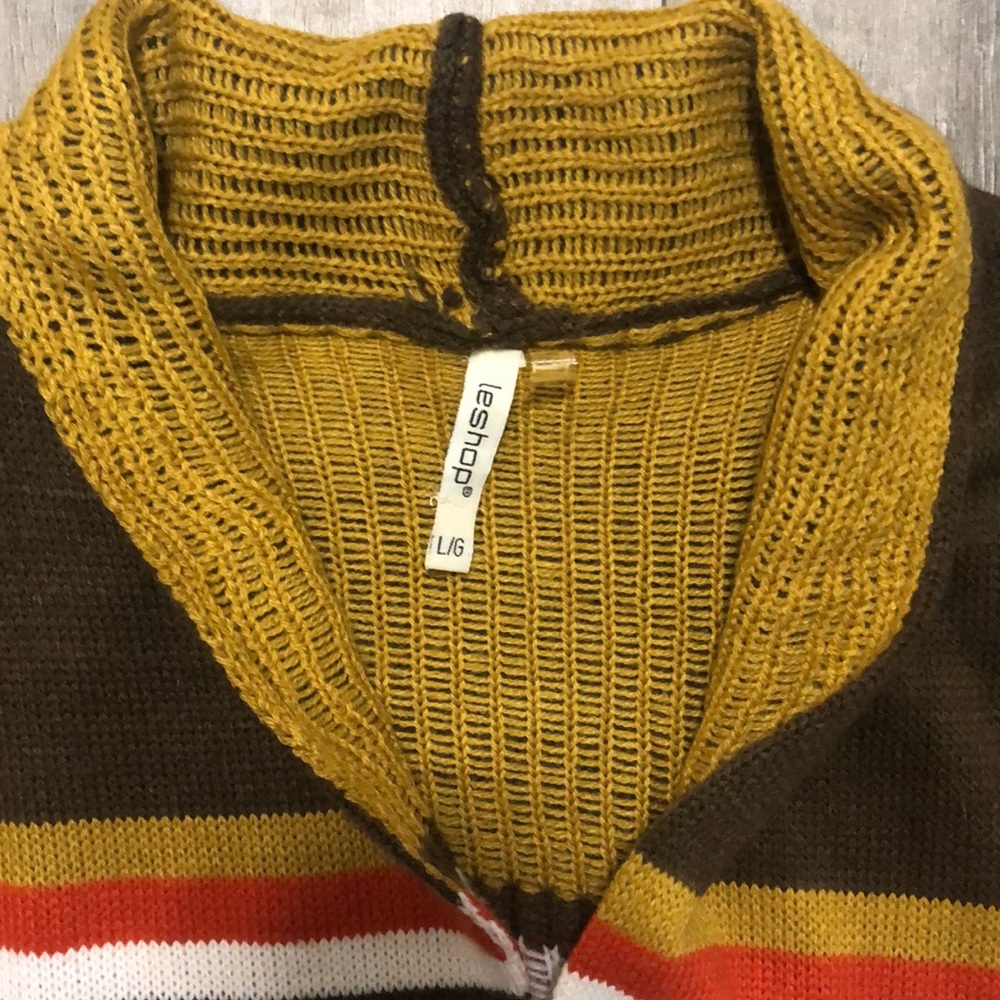 Women’s long fringe Aztec sweater cardigan - Picture 4 of 6